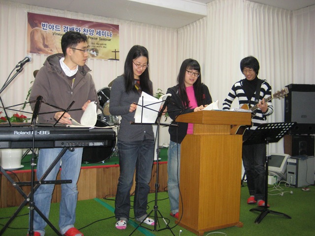 [Japan Korea 2009 015[2].jpg]