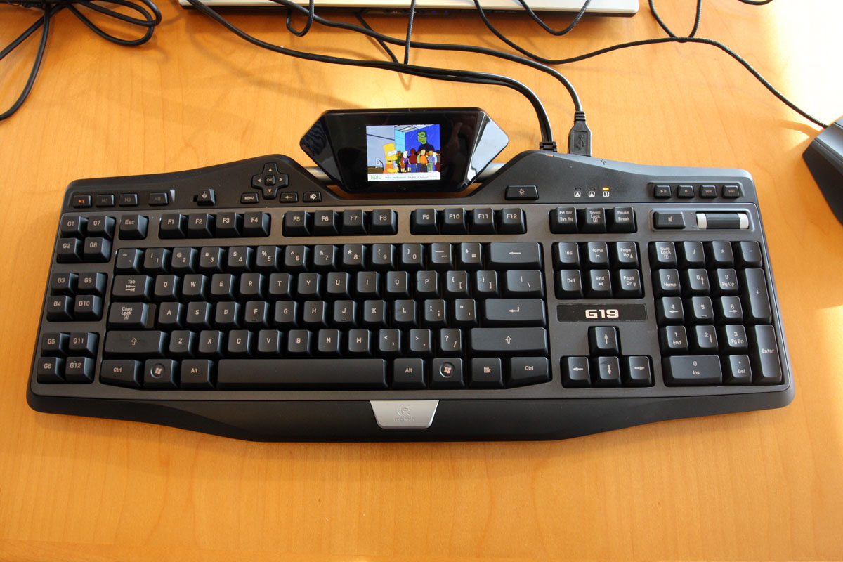 Configure Logitech G Series Keyboards In Ubuntu With Gnome15, Now Available  In A PPA ~ Web Upd8: Ubuntu / Linux blog