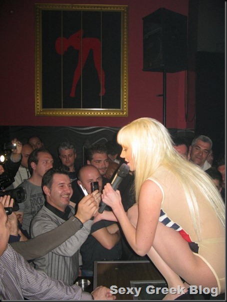 197060_203561926328597_100000243744103_713763_5035536_n