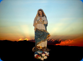 BUENA MADRE BUENA MADRE