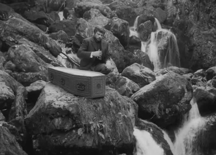 [omnibus-dantes-inferno-1967[2].jpg]