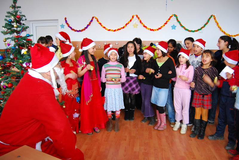 http://lh3.ggpht.com/_1fk34j8W6WU/SyPOsTbOl4I/AAAAAAAAAk4/YCdsXFDVYAw/s800/10.%20da%2C%20noi%20ne-am%20pregatit.JPG