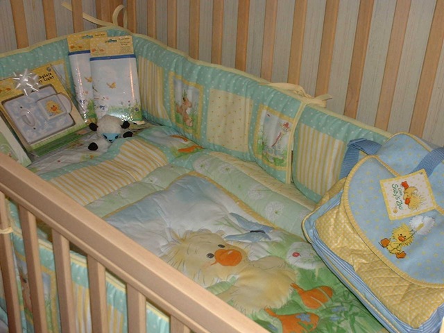 [Suzy Zoo Crib 2[4].jpg]