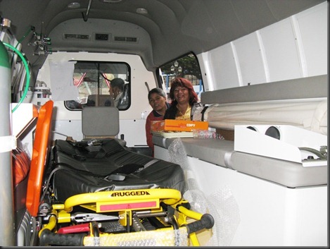ambulancias totalmente equipadas