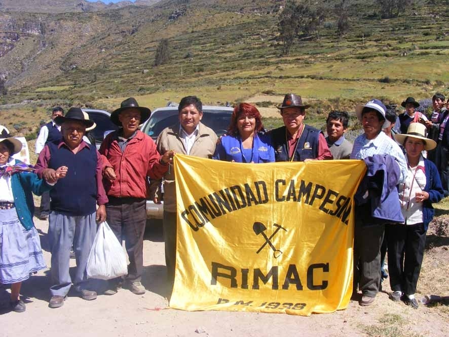 [presidente regional nelson chui junto a las comunidades campesinas de huarochirí[4].jpg]