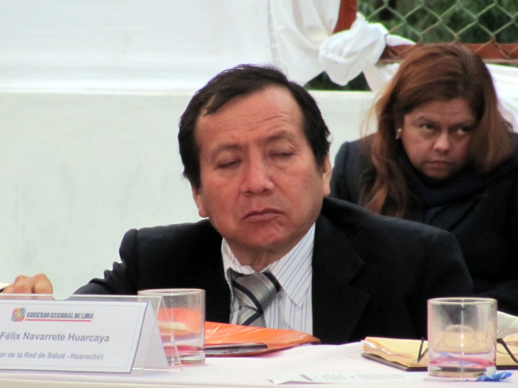 [acaso estaba con sueño el director de la red de salud de huarochirí félix navarrete huarcaya cuando hablaba javier alvarado, júzgelo ustedes mismos[4].jpg]