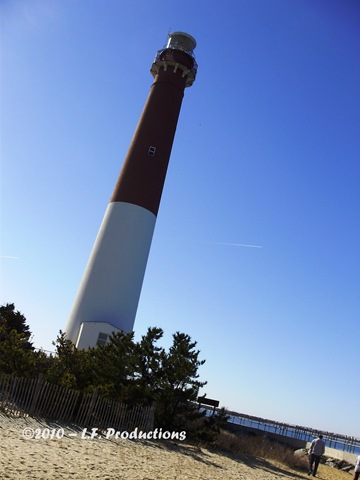 [Old_Barney_Lighthouse[3].jpg]