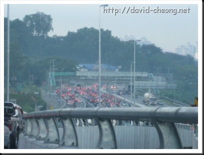 Traffic jam at MRR2
