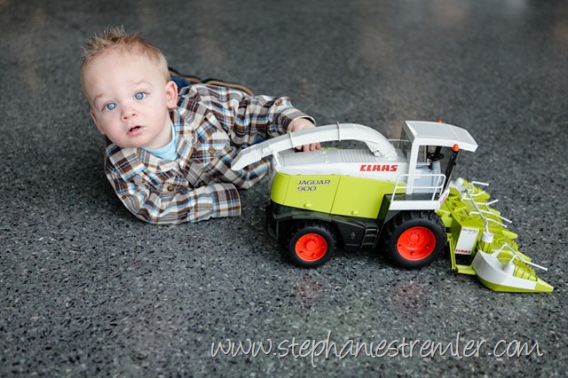 [BellinghamFamilyPhotographerB1-09-10Logan-103[2].jpg]