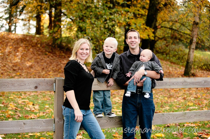 LyndenFamilyPhotographerF10-31-09Zylstra-112
