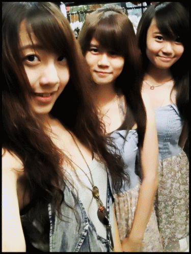 [shopping32.gif]