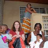  &ndash; Distribution of more medications.......© 2007 NHA photos