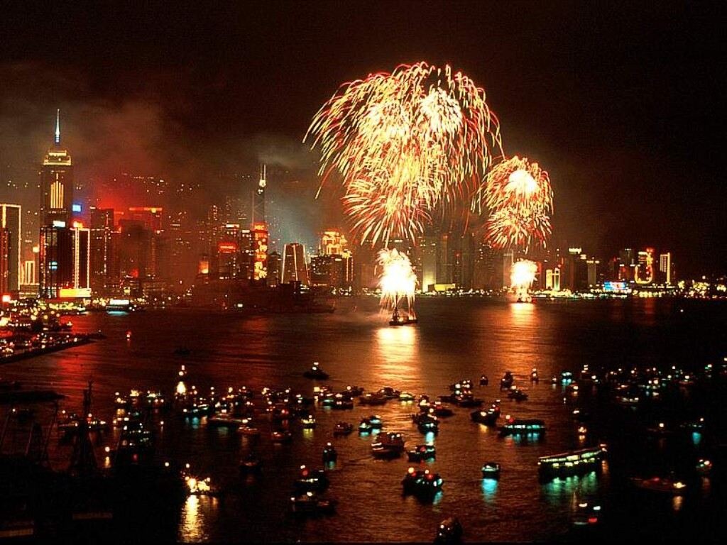 [new-year-fireworks-hk[3].jpg]