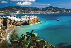 ibiza en verano como sobrevivir al verano