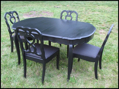 black table 001