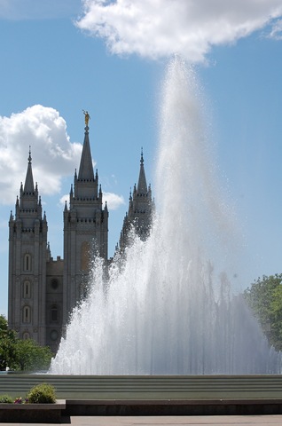 [sltemple692.jpg]