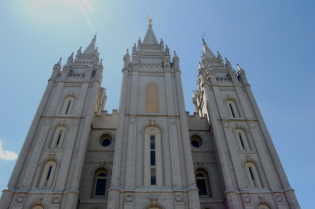 [sltemple192.jpg]
