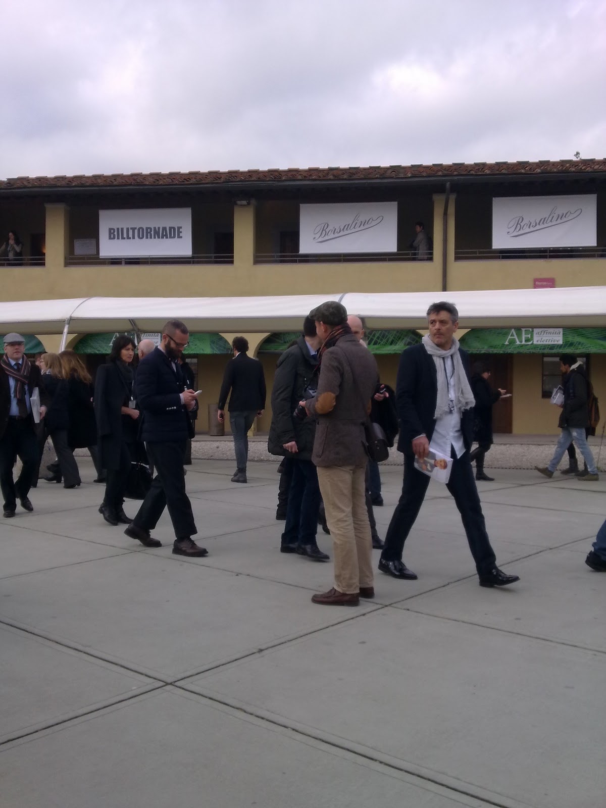 [13012011365[4].jpg]