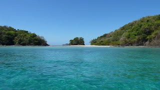 Isla Cavada, Islas Secas.