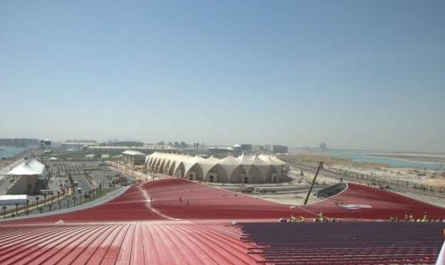 Ferrari World Abu Dhabi Ferrari World,Taman Hiburan Terbesar di Dunia