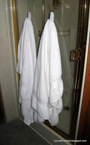 [Towels[4].jpg]