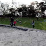 2 april  2010 buurtvereniging  eieren zoeken 017.jpg