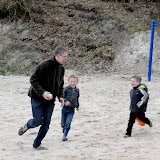 2 april  2010 buurtvereniging  eieren zoeken 053.jpg