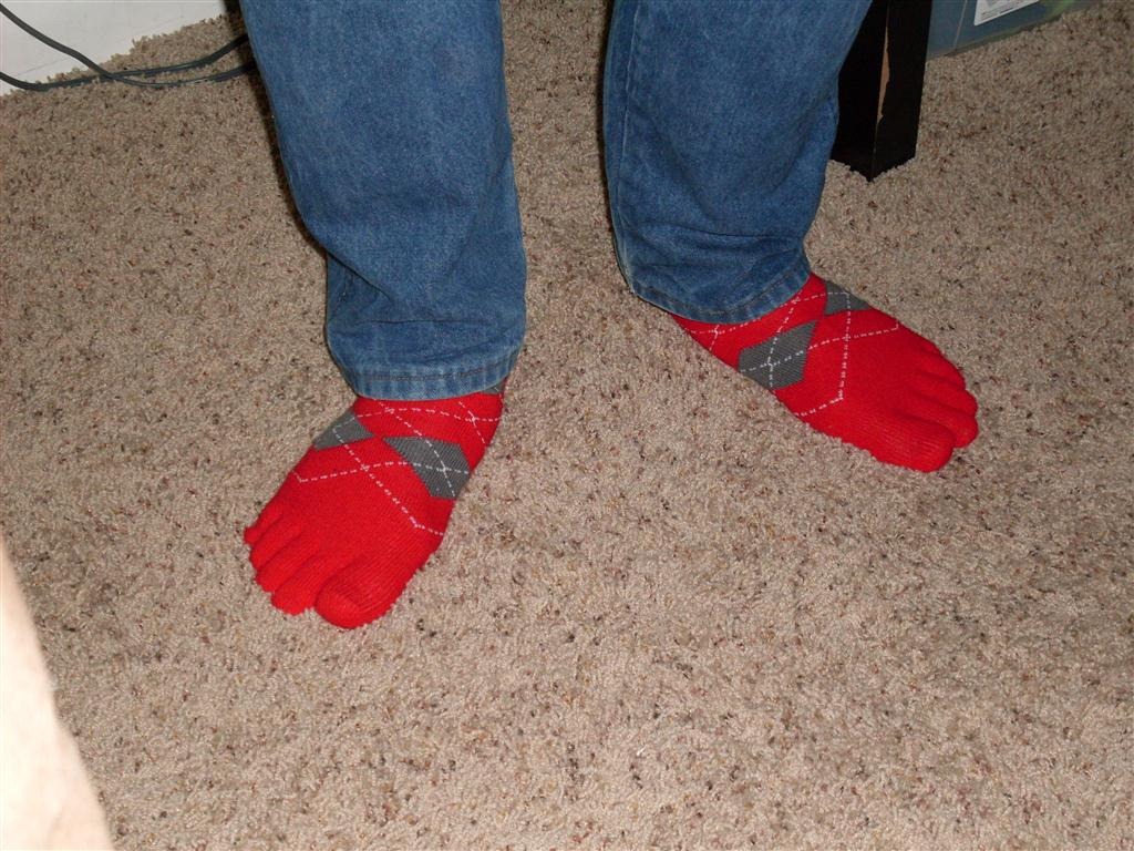 [Ben's Toe Socks 002 (Medium)[3].jpg]