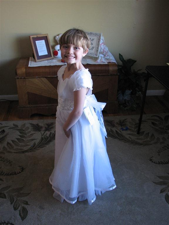 [Jenna's Baptism Dress 005 (Medium)[3].jpg]