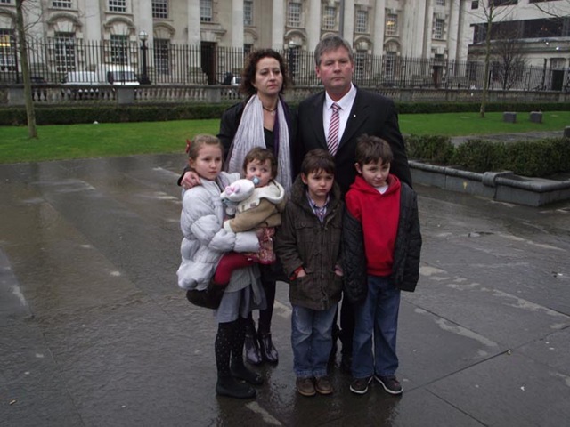 [2011_0218belfasttrialmcgeough0016-1[4].jpg]