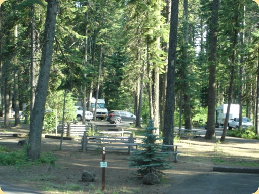 Drive to Emigrant Springs State Park, OR 415