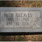 Ruth Gleaves
Daughter of Clyde M. Gleaves
Hollywood Cemetery
Wartrace, Bedford County, Tennessee