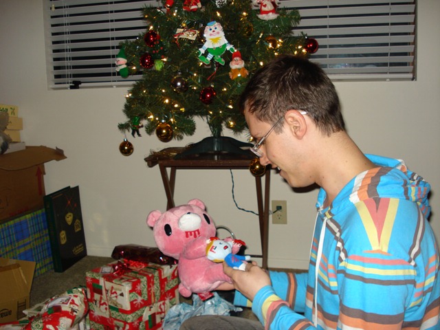[Matt and Kherri's Christmas Party 2008 2008-12-27 033[3].jpg]