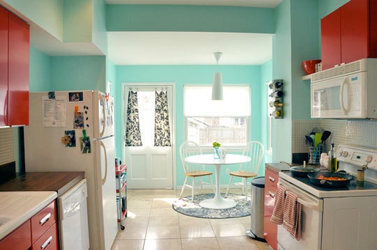 [01kitchen_rect540[3].jpg]