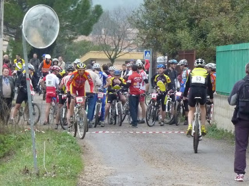 Caveirac VTT club Vaunage N&icirc;mes comp&eacute;tition randonn&eacute;e jeunes