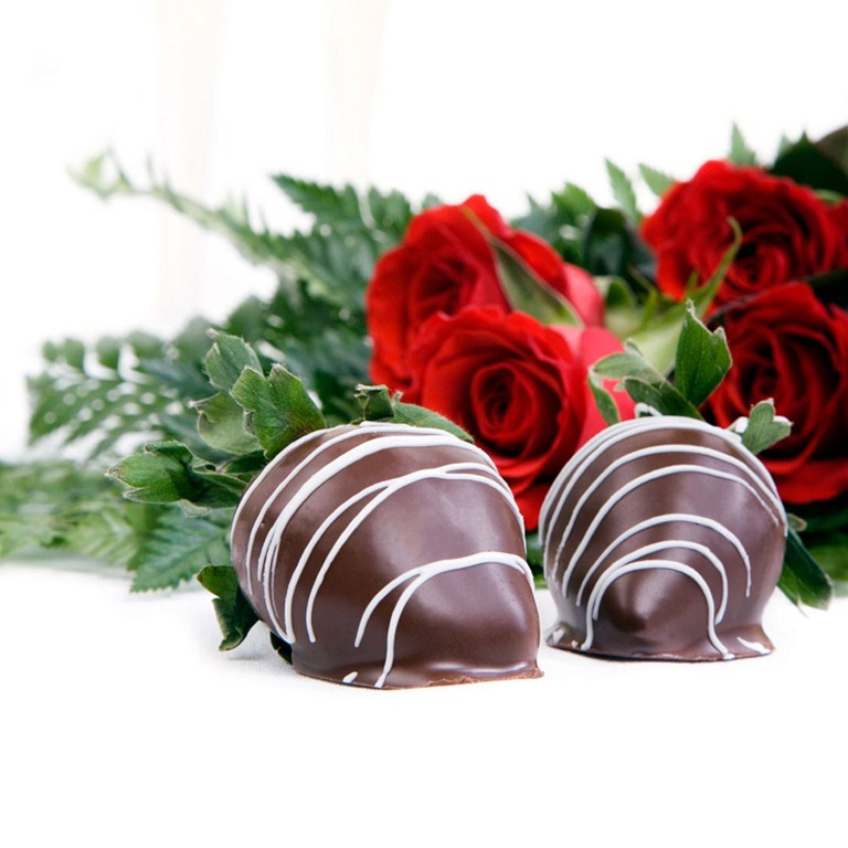 [F chocolate-strawberries-and-roses[9].jpg]