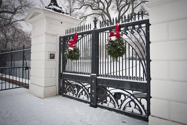 [Whitehouse Gate[4].jpg]