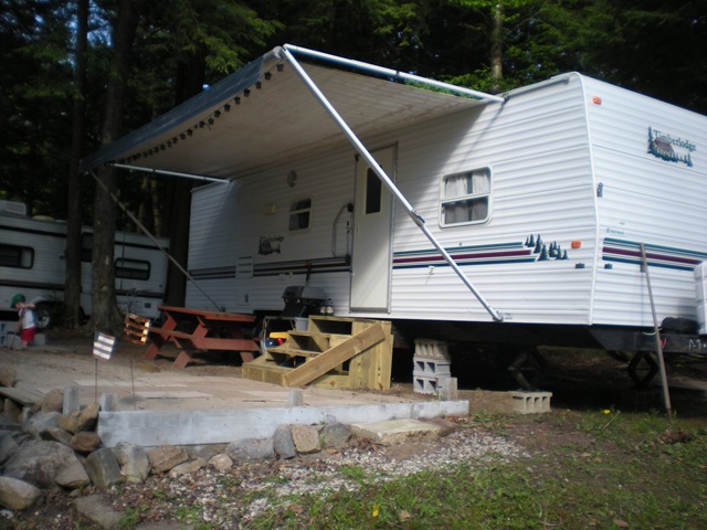 [camp 012[2].jpg]