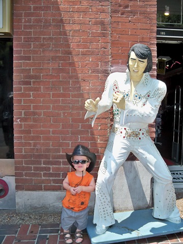 [july42010Nashville1552.jpg]