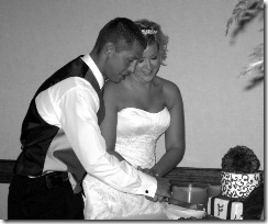 Wedding..Let um eat cake 2