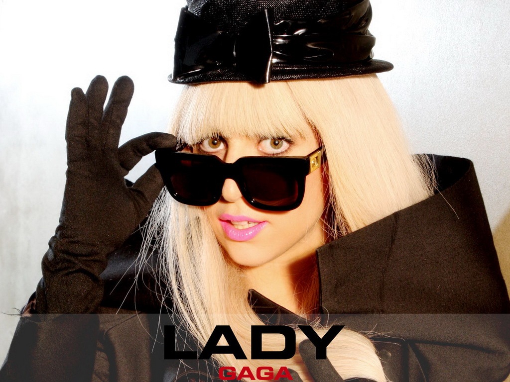 [Lady Gaga 1024x768 cool wallpaper 2[16].jpg]