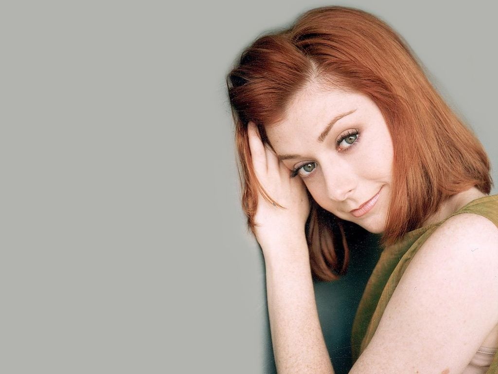 [Alyson Hannigan 10 1024x768 [2].jpg]