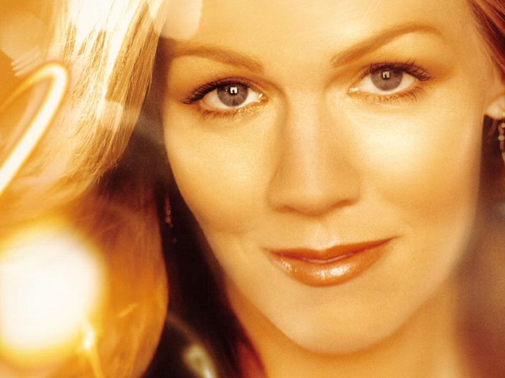 [Jennie Garth 1024x768 16 Desktop Stars Wallpapers[2].jpg]