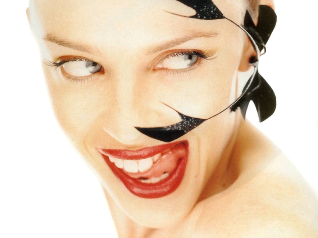 [Kylie Minogue hollywood celebs wallpapers 10[2].jpg]