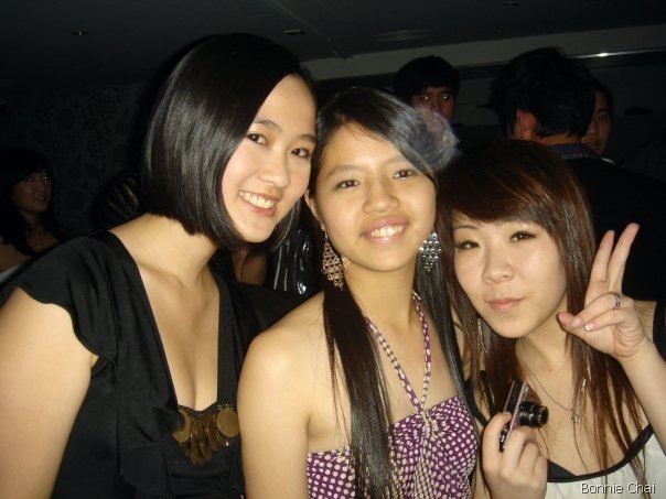 [me, mel n jen[9].jpg]