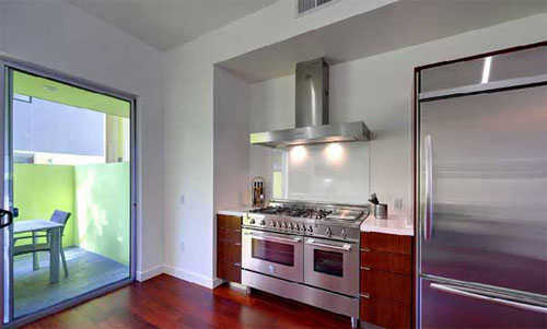 modern kitchen on luxury house designs