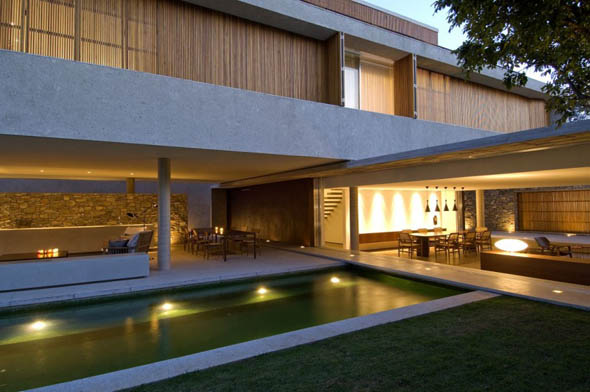 modern contemporary home in san paulo