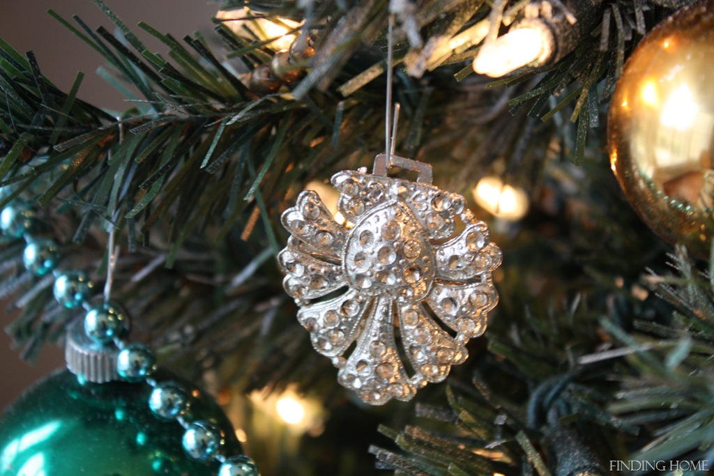 [Nativity, vignettes, trees 067[14].jpg]