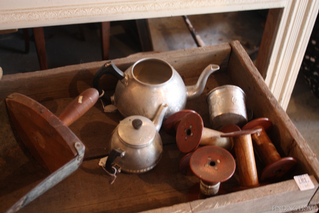 [january and auction finds 026[4].jpg]