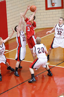 Kyle Siefker shoots at Delphos